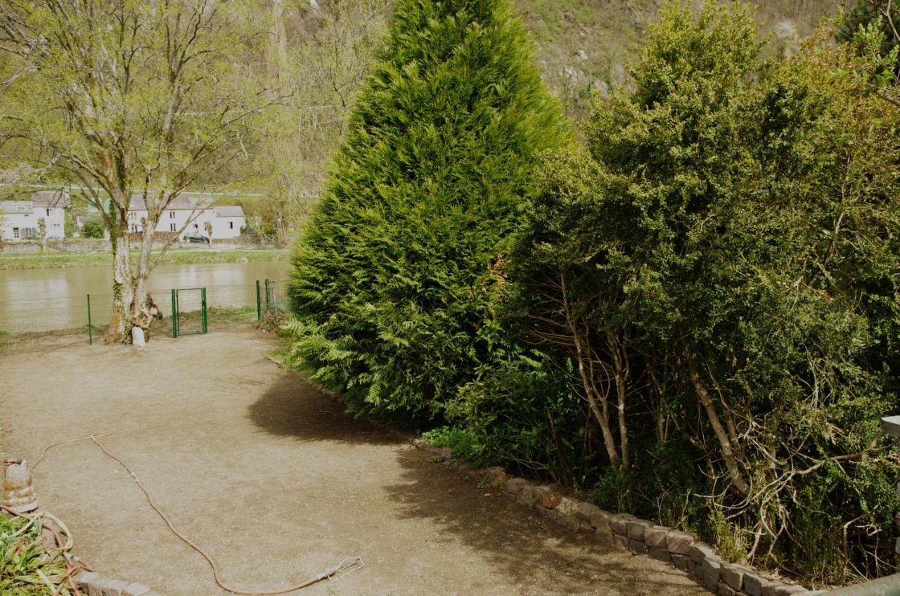 Le Doux Rivage, Proche De Charleville, Jardin Et Acces A La Voie Verte Joigny-sur-Meuse Экстерьер фото